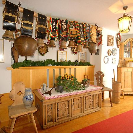 Hotel Schwarzer Adler بيتنيو آم أرلبرغ المظهر الخارجي الصورة