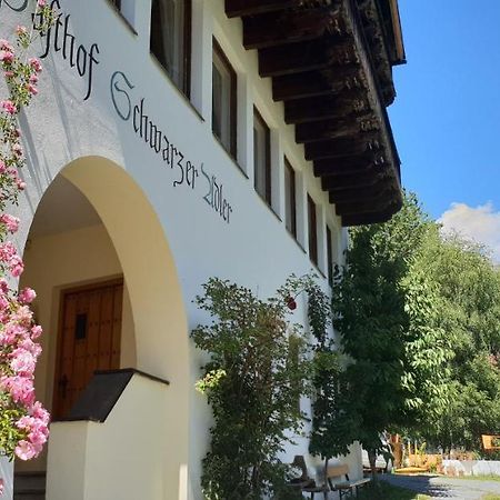 Hotel Schwarzer Adler بيتنيو آم أرلبرغ المظهر الخارجي الصورة